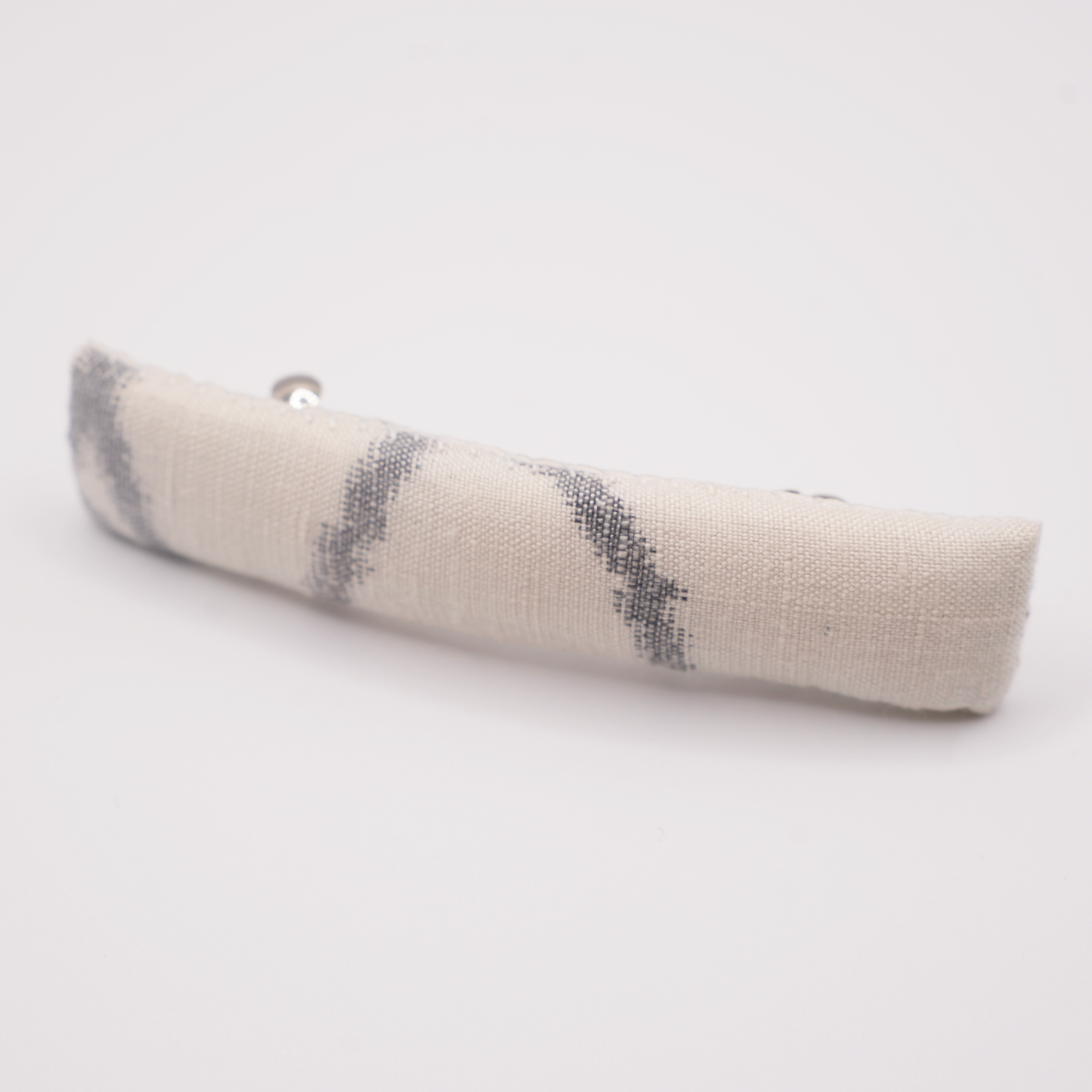 Barrette by Yuki Tsumugi（結城紬）