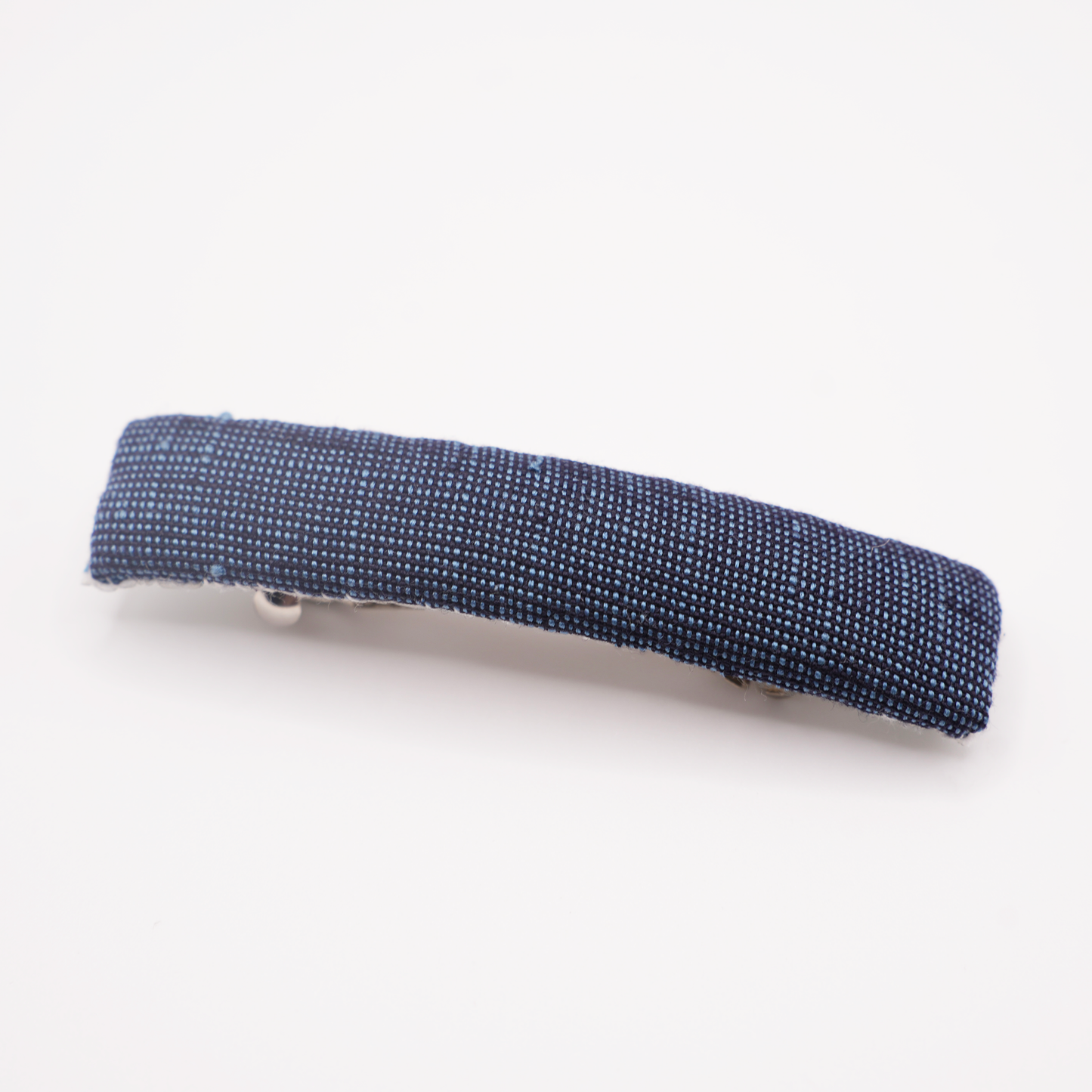 Barrette by Yuki Tsumugi（結城紬）