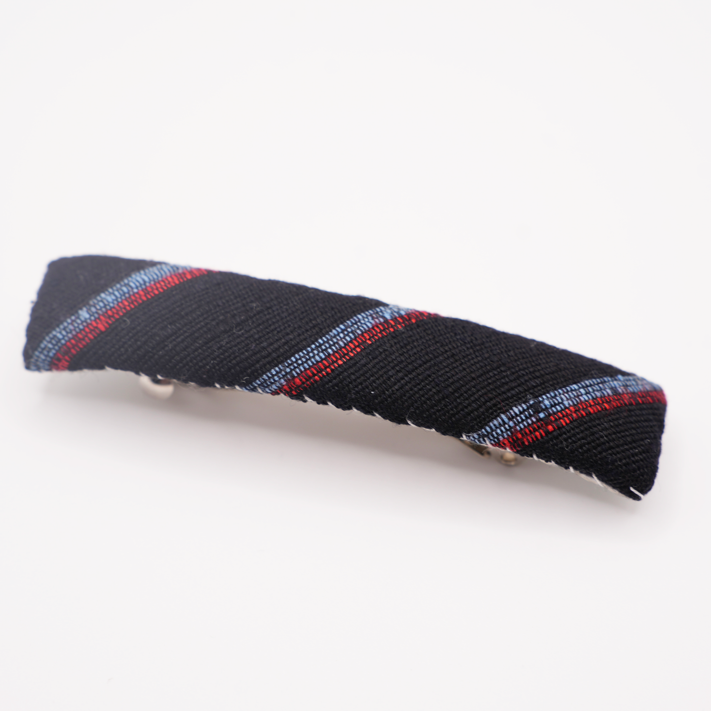 Barrette by Yuki Tsumugi（結城紬）