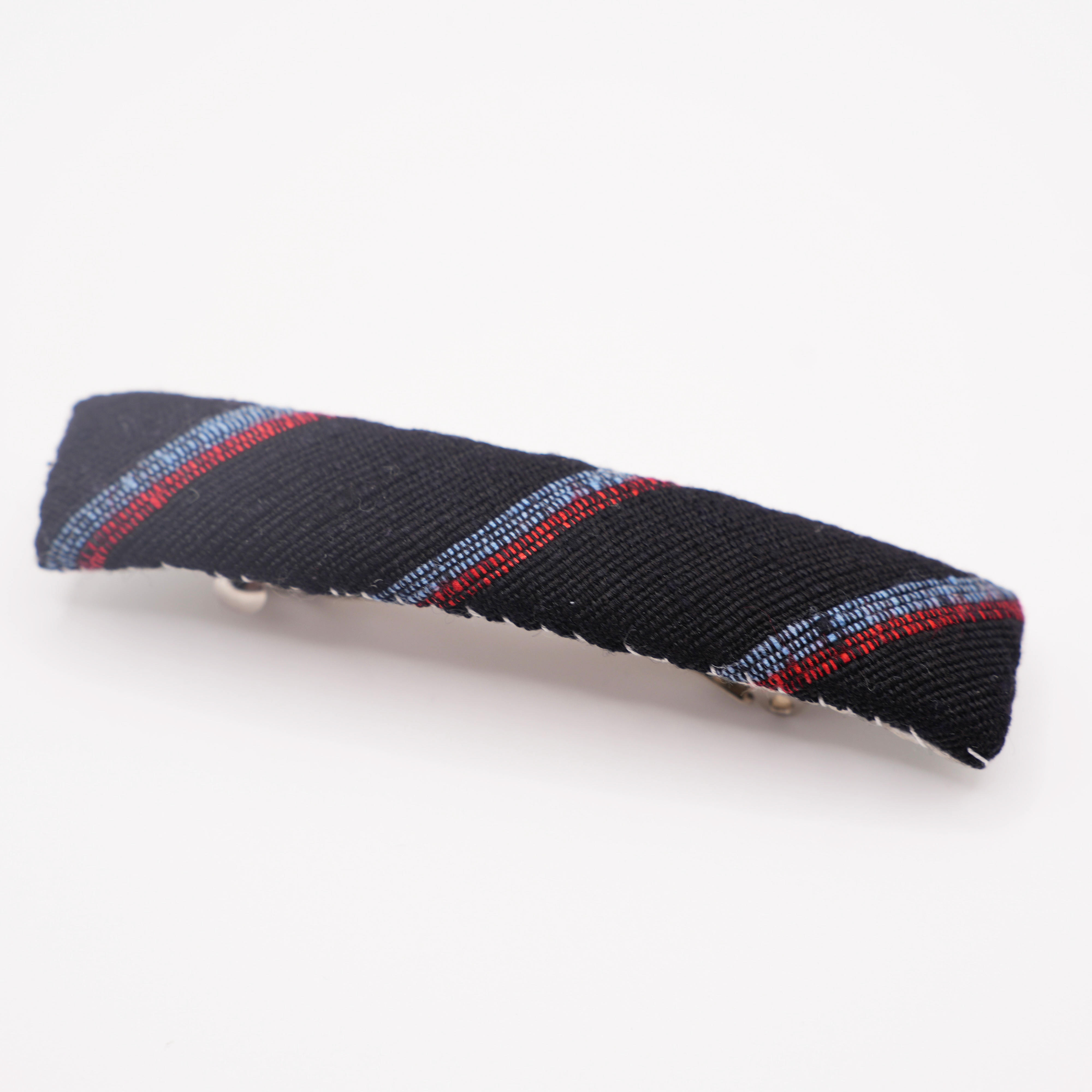 Barrette by Yuki Tsumugi（結城紬）